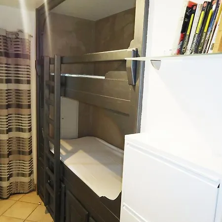 Joli Climatise A 400m Des Commerces