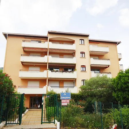 Joli Climatise A 400m Des Commerces